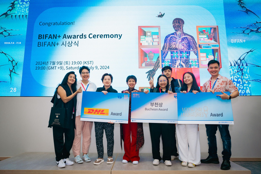 Tiga sineas Indonesia menerima penghargaan di ajang BIFAN 2024. Foto: Istimewa