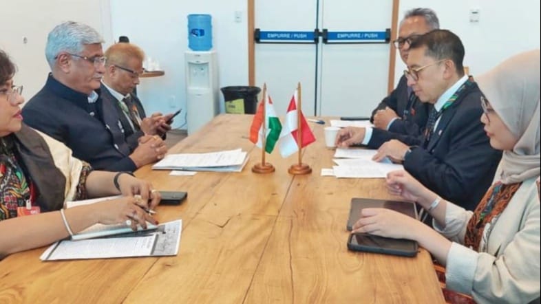 Pertemuan Menteri Kebudayaan Indonesia, Fadli Zon, dengan Menteri Kebudayaan India, Gajendra Singh Shekhawat, di Pertemuan Menteri Kebudayaan G20 di Brasil. Foto: Kemenbud