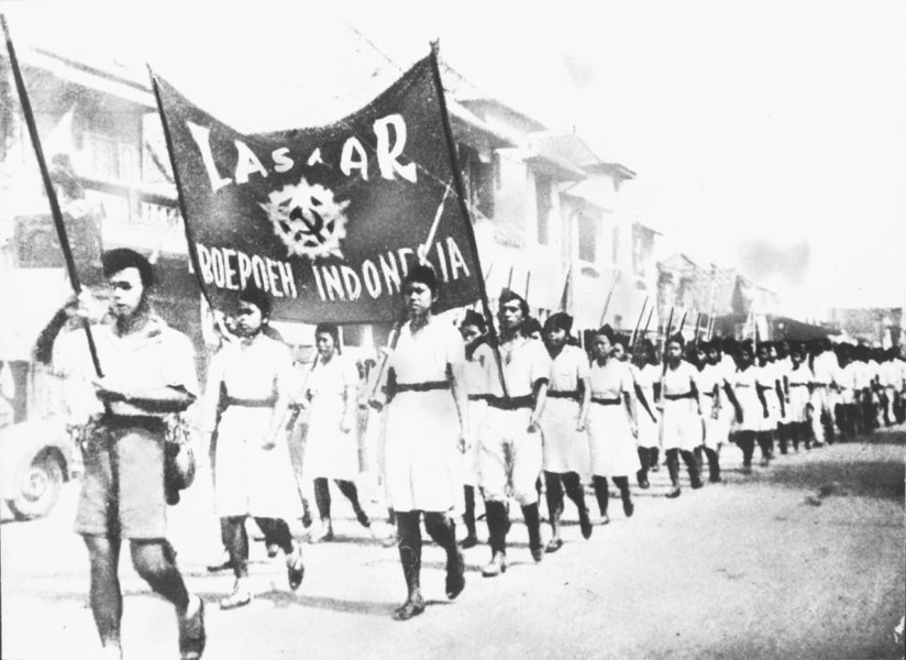 Laskar Boeroh Indonesia lahir pasca Indonesia merdeka yang hadir di berbagai kota untuk melakukan beragam bentuk perjuangan fisik.  