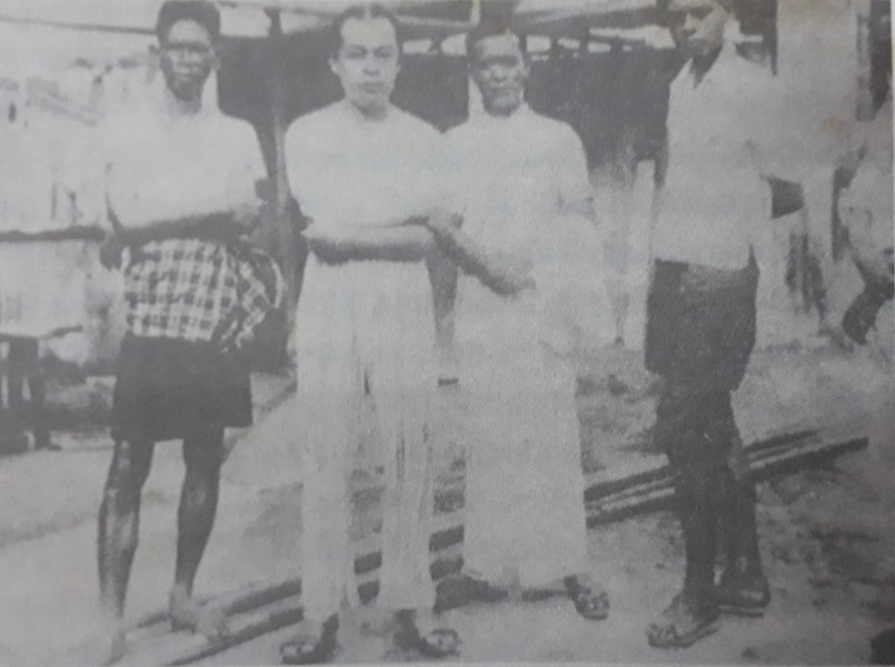 Bung Hatta berkata “Buku membentuk watak bangsa”, Hatta tidak peduli di manapun raganya berada yang penting buku-bukunya ikut dalam pengasingan. Karena dengan buku, Hatta merasa bebas. Pada 28 Januari 1935, Hatta tiba bersama tahanan politik lainnya di Bo