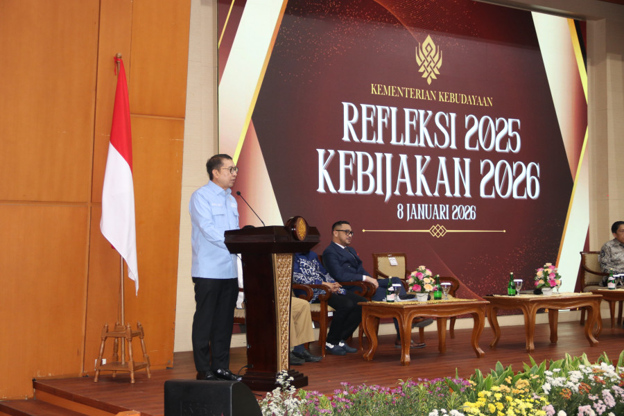Menteri Kebudayaan Republik Indonesia, Dr. H. Fadli Zon menyampaikan paparan Refleksi Kinerja Kementerian Kebudayaan Tahun 2025 dan Arah Kebijakan Tahun 2026