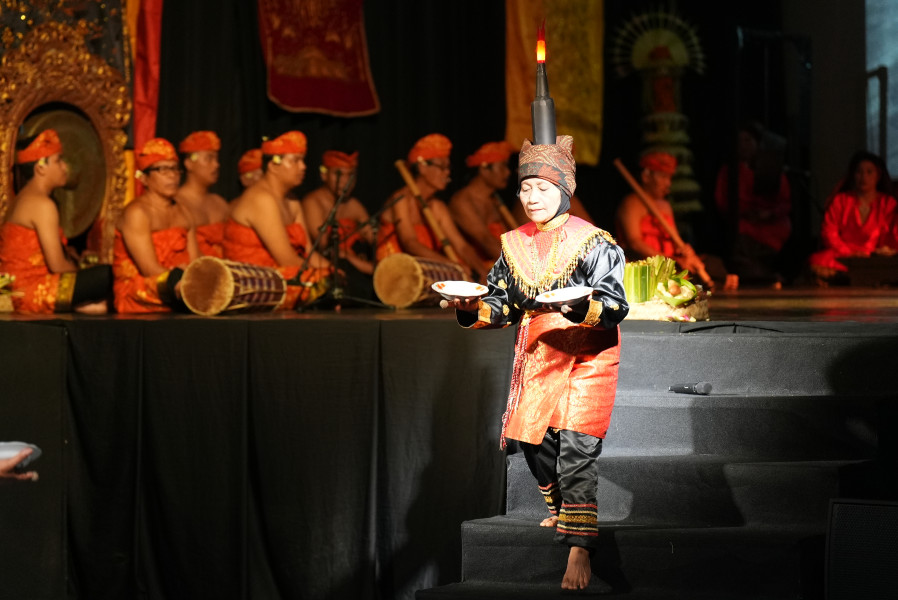 Maestro Asnimar : Galeri Kebudayaan Balai Media Kebudayaan
