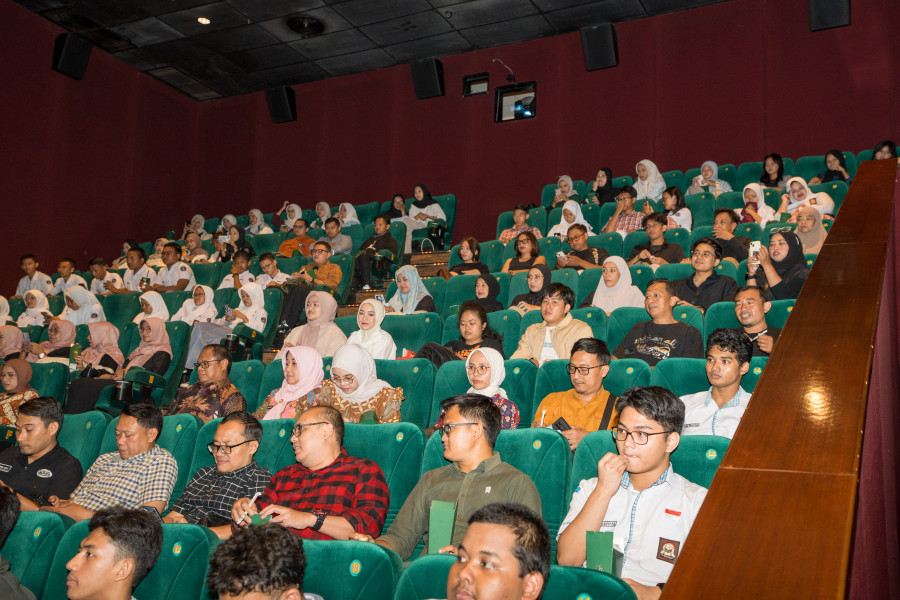 Peserta Nobar Film House Of Indonesiana